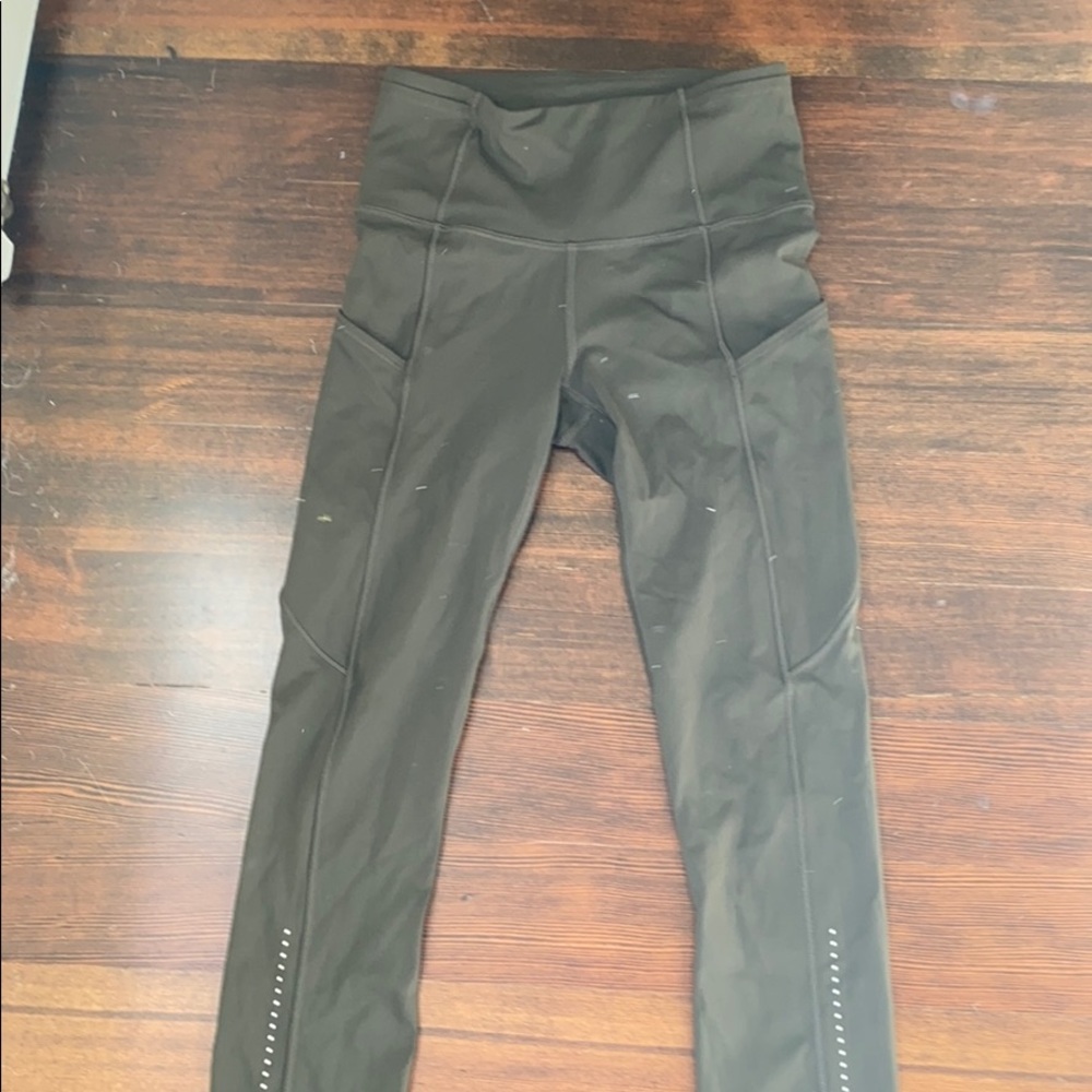 Lululemon cropped leggings